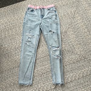 American Eagle Mom Jean